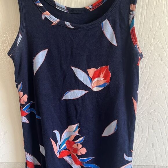 🌼3/$15🌼 a new day tank top - Picture 2 of 8